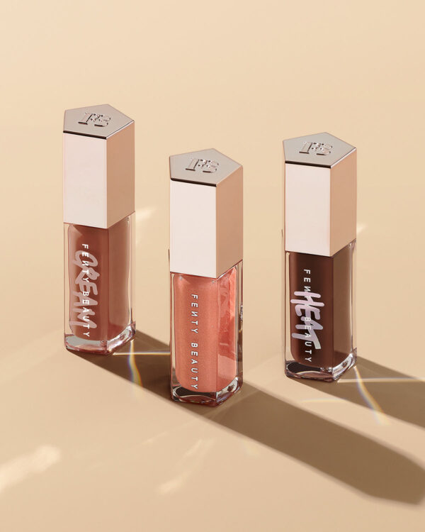 Gloss Bomb Heat voluminizador de Labios Tono Hot Chocolit