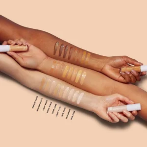 2252 (2) Hydrating Camo Concealer